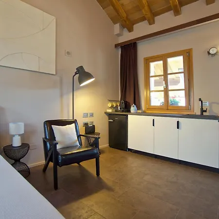 Apartment Home21